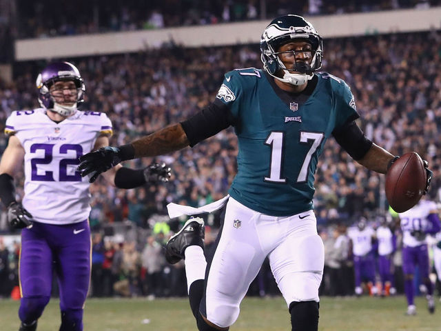 PHILADELPHIA, PA - JANUARY 21: Alshon Jeffery #17 of the Philadelphia Eagles celebrates after scoring a 53 yard touchdown reception during the second quarter against the Minnesota Vikings in the NFC Championship game at Lincoln Financial Field on January 21, 2018 in Philadelphia, Pennsylvania.