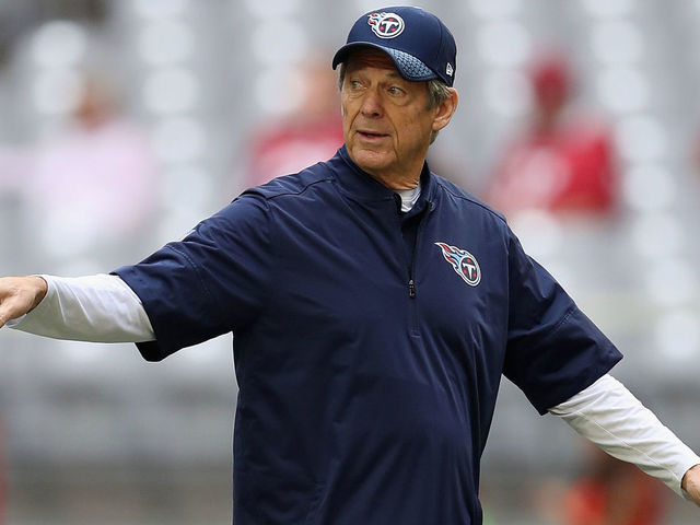 GLENDALE, AZ - DECEMBER 10: Coach Dick LeBeau of the Tennessee Titans on the field before the NFL game against the Arizona Cardinals at the University of Phoenix Stadium on December 10, 2017 in Glendale, Arizona. The Cardinals defeated the Titans 12-7.