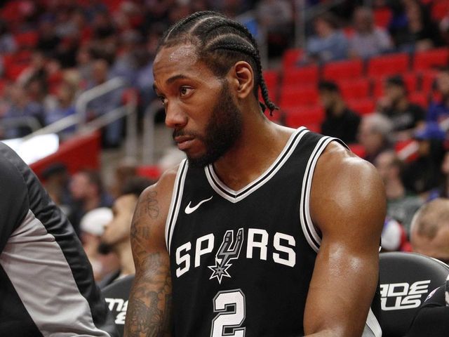 Report: Spurs 'shut the door' on talks with Lakers about Kawhi