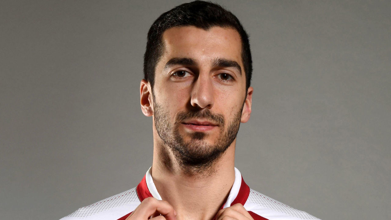 ST ALBANS, ENGLAND - JANUARY 22: Arsenal Unveil New Signing Henrikh Mkhitaryan at London Colney on January 22, 2018 in St Albans, England.