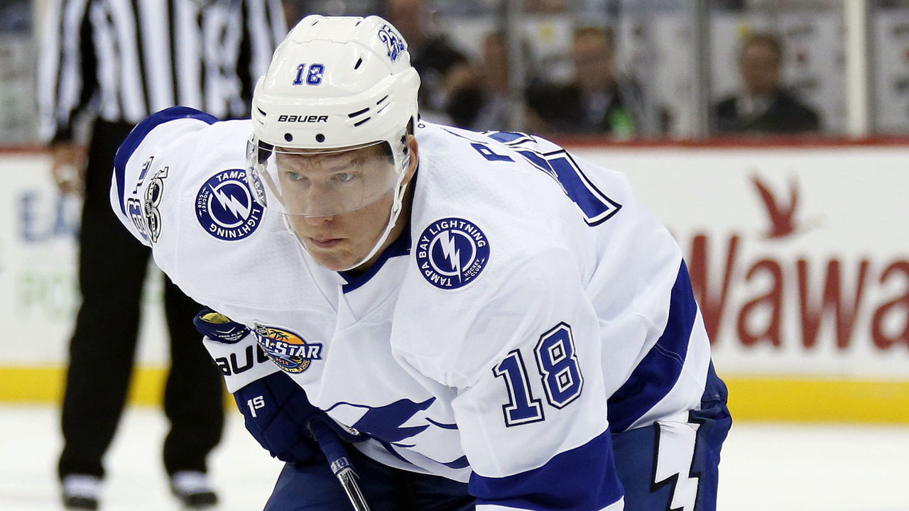 NEWARK, NJ - OCTOBER 17: Ondrej Palat #18 of the Tampa Bay Lightning in action against the New Jersey Devils during the first period at the Prudential Center on October 17, 2017 in Newark, New Jersey.
