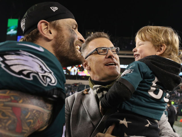 PHILADELPHIA, PA - JANUARY 21: Chris Long #56 of the Philadelphia Eagles celebrates with his son Waylon James Long and his father and former NFL player Howie Long after defeating the Minnesota Vikings in the NFC Championship game at Lincoln Financial Field on January 21, 2018 in Philadelphia, Pennsylvania. The Philadelphia Eagles defeated the Minnesota Vikings 38-7.