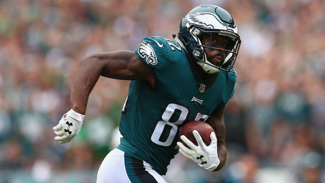 PHILADELPHIA, PA - OCTOBER 08: Torrey Smith #82 of the Philadelphia Eagles runs the ball 59 yards for a touchdown against the Arizona Cardinals during the first quarter at Lincoln Financial Field on October 8, 2017 in Philadelphia, Pennsylvania.