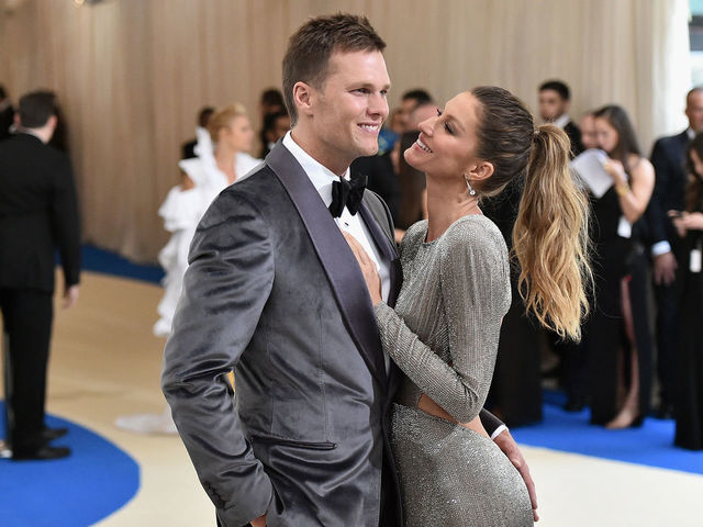 NEW YORK, NY - MAY 01: Tom Brady (L) and Gisele Bundchen attend the 'Rei Kawakubo/Comme des Garcons: Art Of The In-Between' Costume Institute Gala at Metropolitan Museum of Art on May 1, 2017 in New York City.
