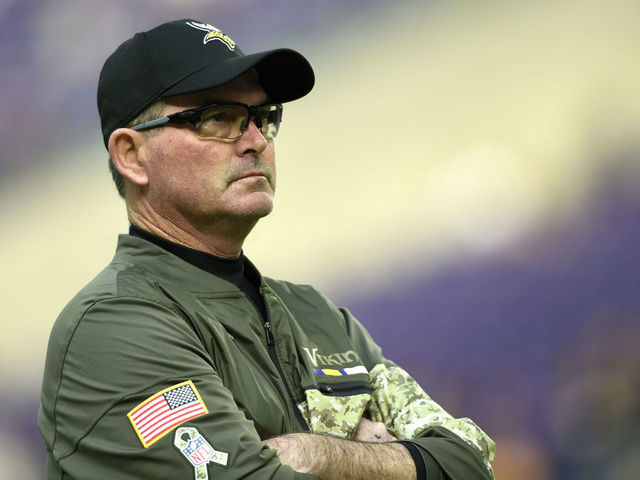 MINNEAPOLIS, MN - NOVEMBER 19: Minnesota Vikings head coach Mike Zimmer looks on during pregame warmups before facing the Los Angeles Rams on November 19, 2017 at U.S. Bank Stadium in Minneapolis, Minnesota.