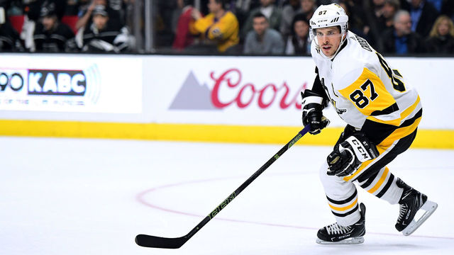 LOS ANGELES, CA - JANUARY 18: Sidney Crosby #87 of the Pittsburgh Penguins skates during the game against the Los Angeles Kings at Staples Center on January 18, 201 in Los Angeles, California.
