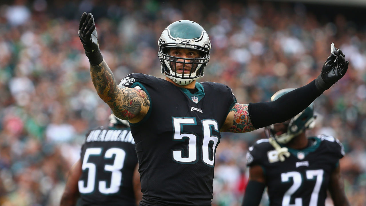 PHILADELPHIA, PA - NOVEMBER 05: Defensive end Chris Long #56 of the Philadelphia Eagles encourages the crowd to get loud against the Denver Broncos during the first quarter at Lincoln Financial Field on November 5, 2017 in Philadelphia, Pennsylvania.