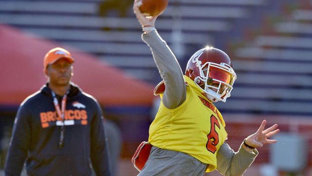 Elway impressed with Mayfield's early Senior Bowl showing