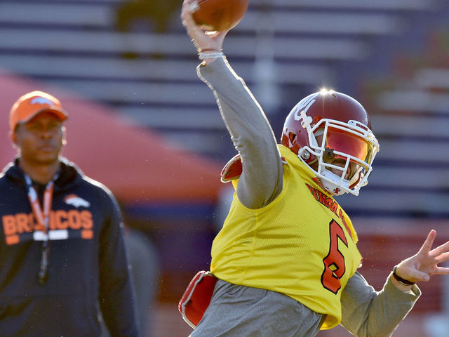 Elway impressed with Mayfield's early Senior Bowl showing