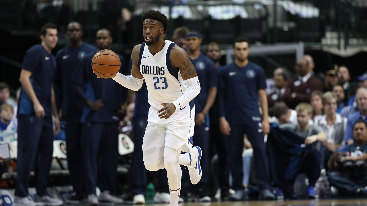 DALLAS, TX - NOVEMBER 17: Wesley Matthews #23 of the Dallas Mavericks at American Airlines Center on November 17, 2017 in Dallas, Texas.