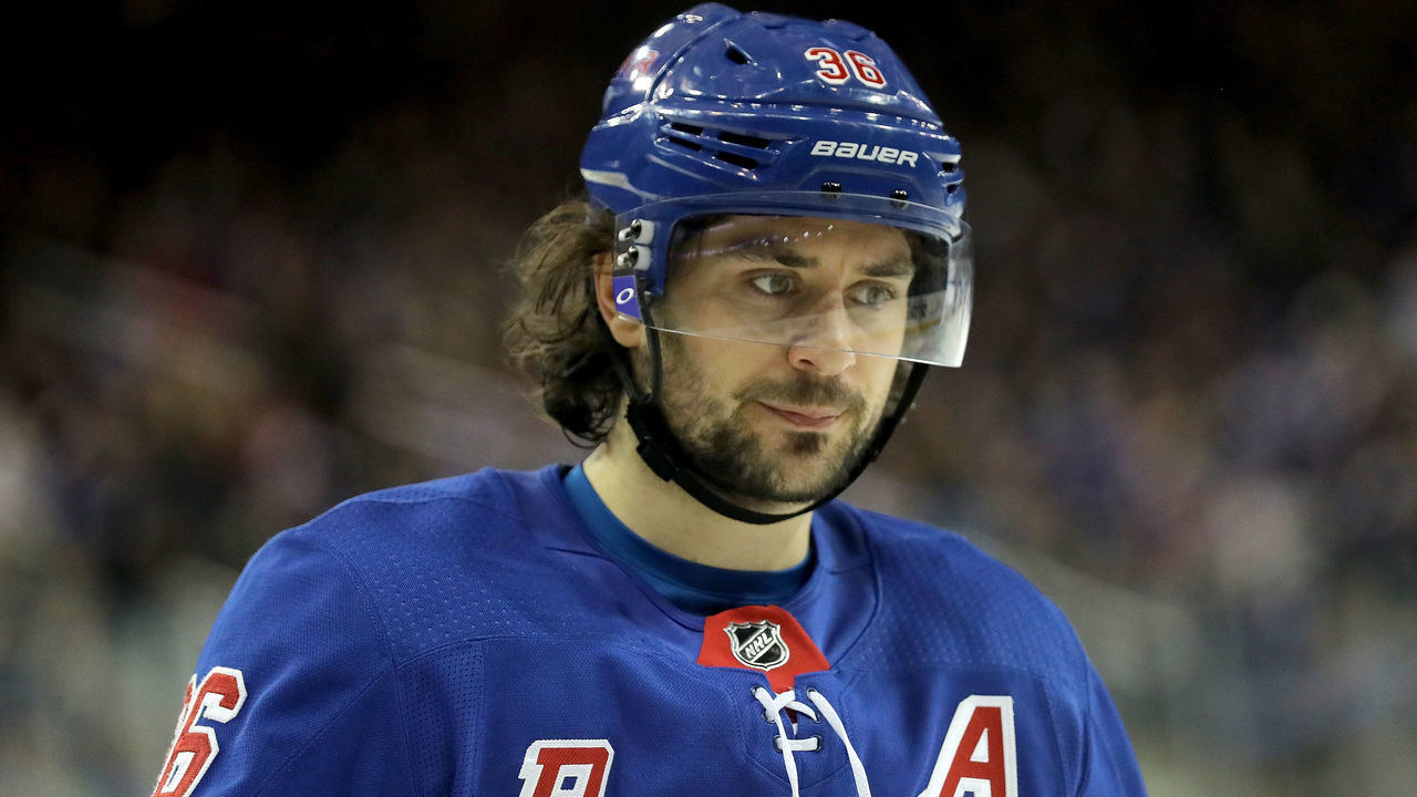 NEW YORK, NY - DECEMBER 23: Mats Zuccarello #36 of the New York Rangers reacts late in the third period against the Toronto Maple Leafs during their game at Madison Square Garden on December 23, 2017 in New York City.