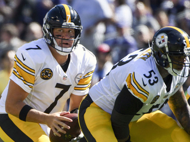 BALTIMORE, MD - OCTOBER 01: Pittsburgh Steelers quarterback Ben Roethlisberger (7) takes a snap from center Maurkice Pouncey (53) against the Baltimore Ravens on October 1, 2017, at M&T Bank Stadium in Baltimore, MD. The Pittsburgh Steelers defeated the Baltimore Ravens, 26-9.