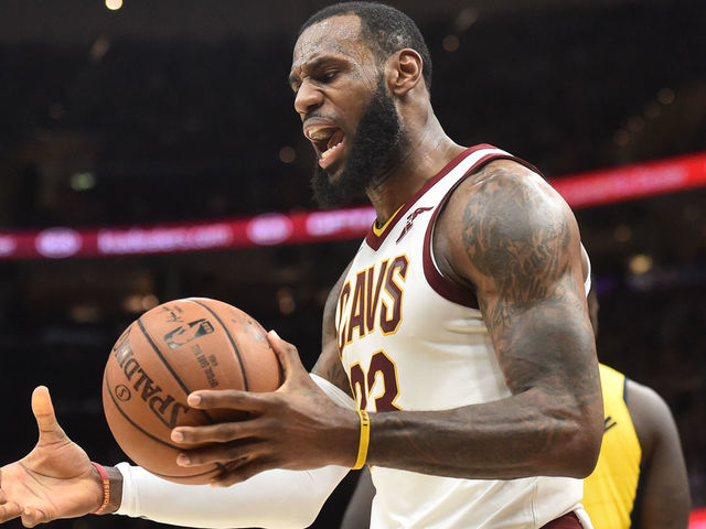 Report: LeBron would listen to Warriors, Spurs if they had max slot