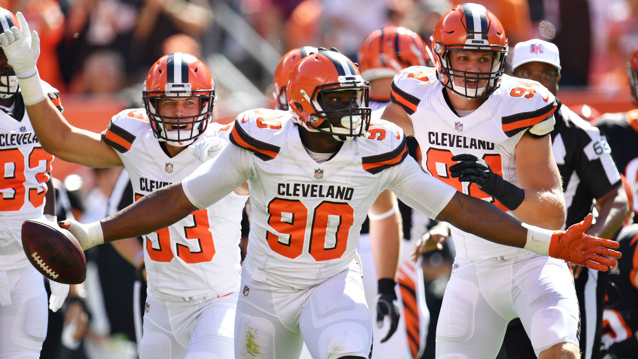 CLEVELAND, OH - OCTOBER 01: Emmanuel Ogbah #90 of the Cleveland Browns reacts to recovering a fumble in the first half against the Cincinnati Bengals at FirstEnergy Stadium on October 1, 2017 in Cleveland, Ohio.