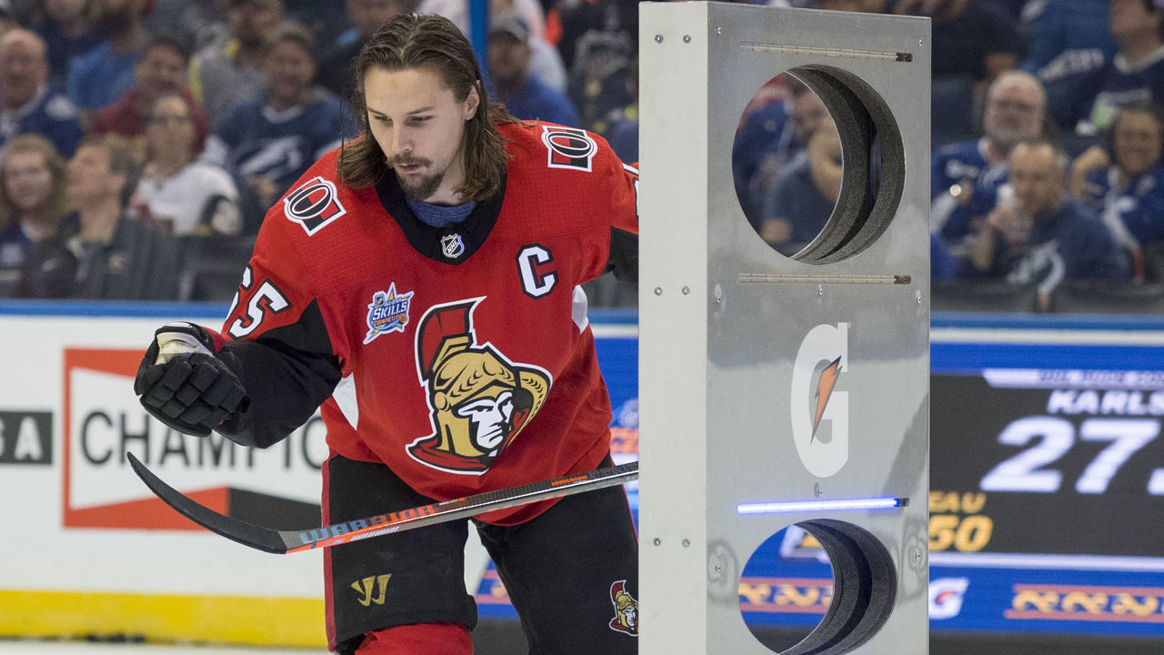 TAMPA, FL - JANUARY 27: Atlantic Division defender Erik Karlsson (65) uses his hand to assist in the puck control competition during the NHL All-Star Skills Competition on January 27, 2018, at Amalie Arena in Tampa, FL.
