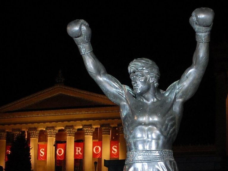 Patriots Fans Deface Rocky Statue with Tom Brady Jersey [PHOTO]