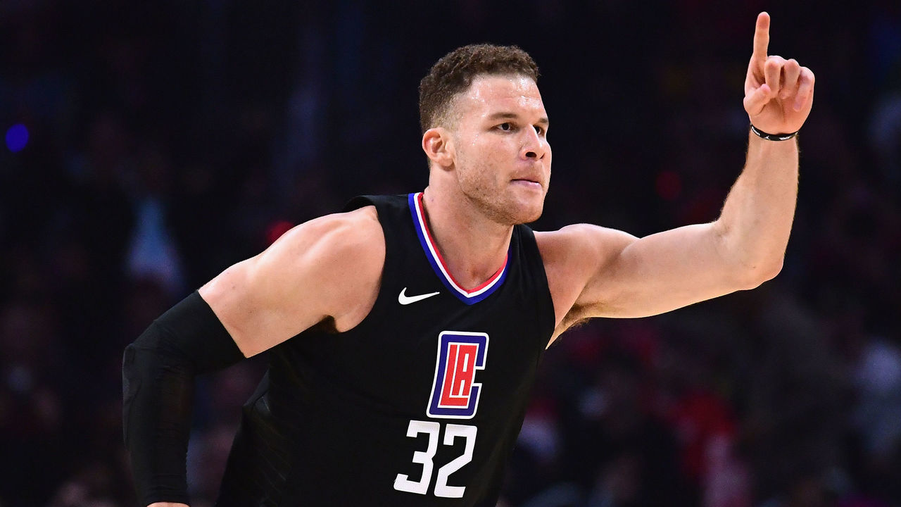 LOS ANGELES, CA - JANUARY 04: Blake Griffin #32 of the LA Clippers celebrates his basket during the first half against the Oklahoma City Thunder at Staples Center on January 4, 2018 in Los Angeles, California.