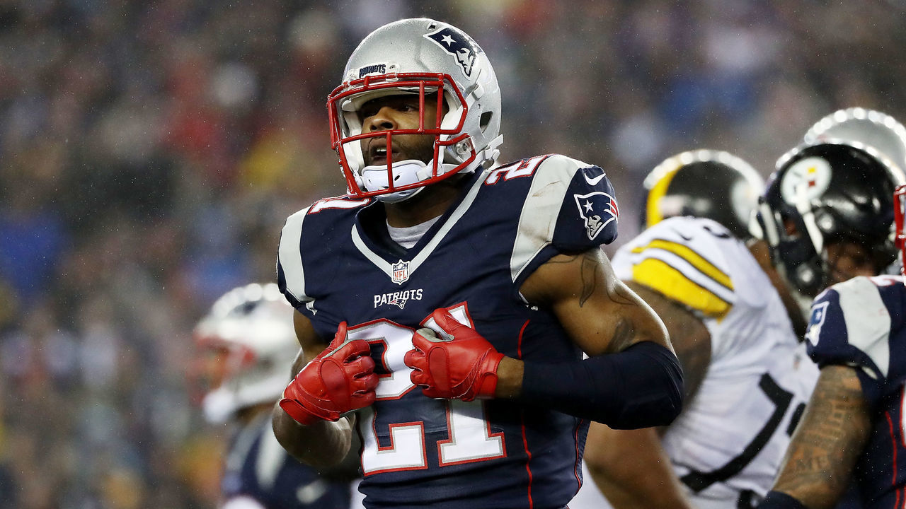 FOXBORO, MA - JANUARY 22: Malcolm Butler #21 of the New England Patriots reacts against the New England Patriots during the first quarter in the AFC Championship Game at Gillette Stadium on January 22, 2017 in Foxboro, Massachusetts.