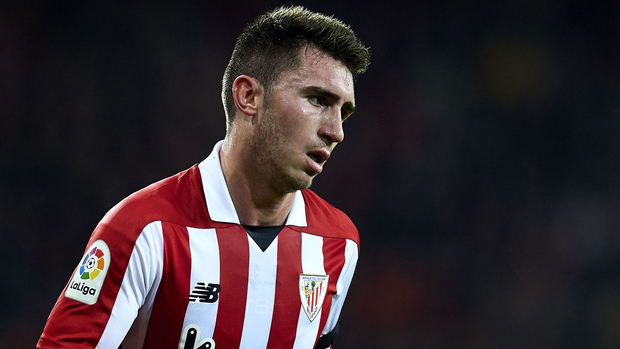 BILBAO, SPAIN - JANUARY 07: Aymeric Laporte of Athletic Club reacts during the La Liga match between Athletic Club Bilbao and Deportivo Alaves at San Mames Stadium on January 7, 2018 in Bilbao, Spain.