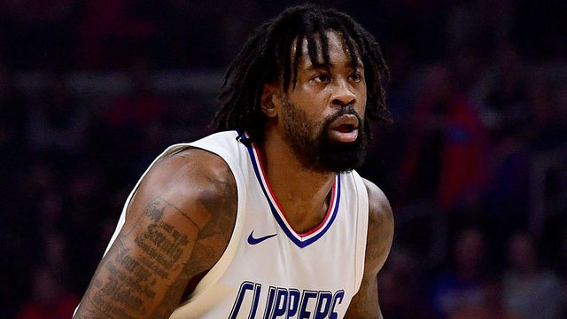 LOS ANGELES, CA - NOVEMBER 13: DeAndre Jordan #6 of the LA Clippers looks to pass during a 109-105 loss to the Philadelphia 76ers at Staples Center on November 13, 2017 in Los Angeles, California.