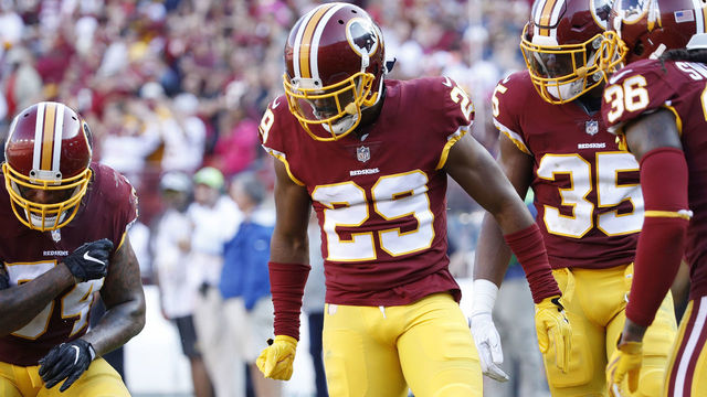 LANDOVER, MD - OCTOBER 15: Kendall Fuller #29 of the Washington Redskins celebrates with teammates after an interception to seal the game in the fourth quarter against the San Francisco 49ers at FedEx Field on October 15, 2017 in Landover, Maryland. The Redskins won 26-24.