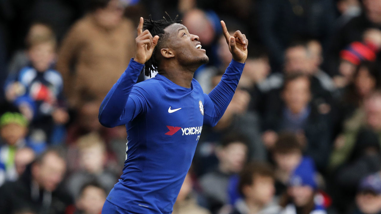 Chelsea's Belgian striker Michy Batshuayi celebrates after scoring the opening goal of the English FA Cup fourth round football match between Chelsea and Newcastle United at Stamford Bridge in London on January 28, 2018. / AFP PHOTO / Adrian DENNIS /