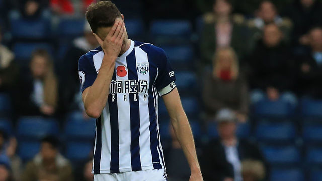 West Bromwich Albion's Northern Irish defender Jonny Evans reacts after the final whistle of the English Premier League football match between West Bromwich Albion and Manchester City at The Hawthorns stadium in West Bromwich, central England, on October 28, 2017. / AFP PHOTO / Lindsey PARNABY /