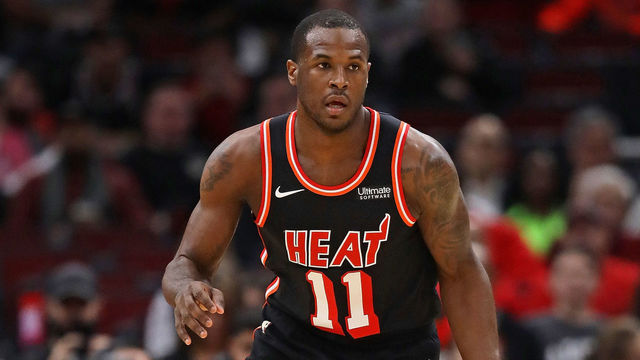 CHICAGO, IL - NOVEMBER 26: Dion Waiters #11 of the Miami Heat brings the ball up the court agsainst the Chicago Bulls at the United Center on November 26, 2017 in Chicago, Illinois. The Heat defeated the Bulls 100-93.