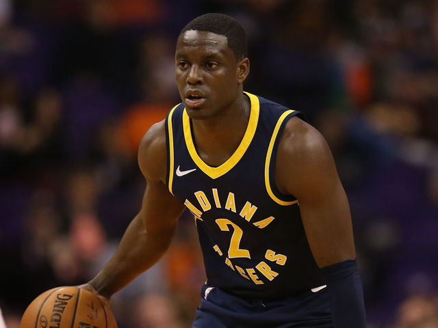 PHOENIX, AZ - JANUARY 14: Darren Collison #2 of the Indiana Pacers moves the ball upcourt against Tyler Ulis #8 of the Phoenix Suns during the second half of the NBA game at Talking Stick Resort Arena on January 14, 2017 in Phoenix, Arizona.