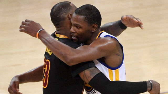 Durant downplays LeBron-to-Warriors, admits 'crazy things have happened'
