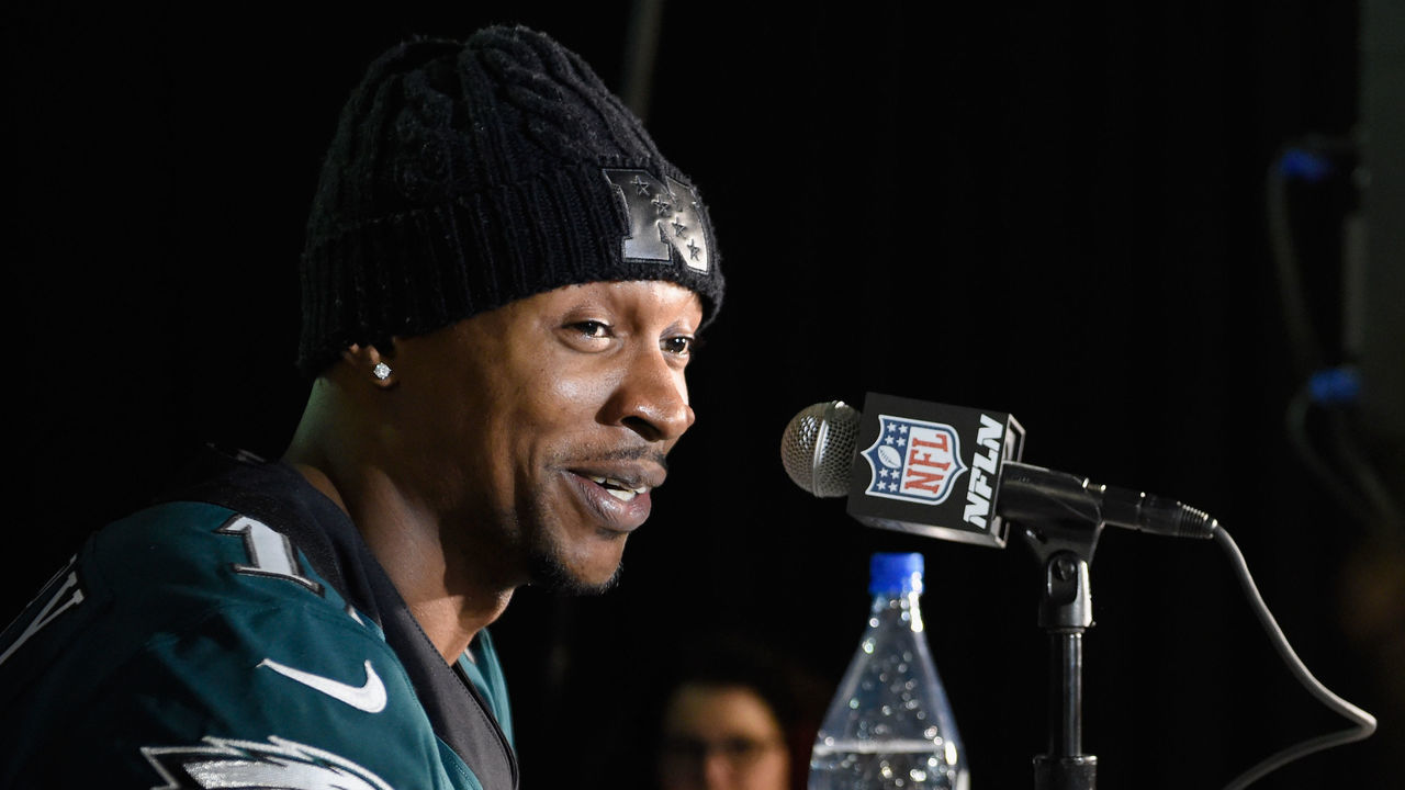 BLOOMINGTON, MN - JANUARY 31: Alshon Jeffery #17 of the Philadelphia Eagles speaks to the media during Super Bowl LII media availability on January 31, 2018 at Mall of America in Bloomington, Minnesota. The Philadelphia Eagles will face the New England Patriots in Super Bowl LII on February 4th.