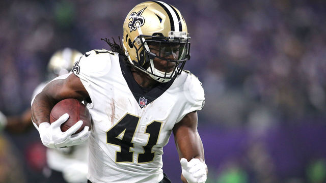 MINNEAPOLIS, MN - JANUARY 14: Alvin Kamara #41 of the New Orleans Saints carries the ball in the second quarter of the NFC Divisional Playoff game against the Minnesota Viking on January 14, 2018 at U.S. Bank Stadium in Minneapolis, Minnesota.