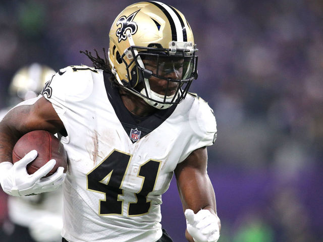MINNEAPOLIS, MN - JANUARY 14: Alvin Kamara #41 of the New Orleans Saints carries the ball in the second quarter of the NFC Divisional Playoff game against the Minnesota Viking on January 14, 2018 at U.S. Bank Stadium in Minneapolis, Minnesota.