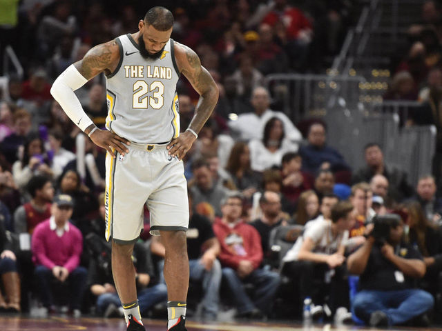LeBron: 'I would never waive my no-trade clause'
