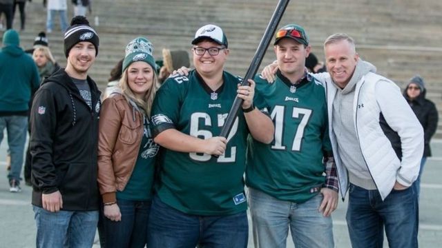 Comedian Gerry Dee gets the pulse in Philly, Boston ahead of Super Bowl LII