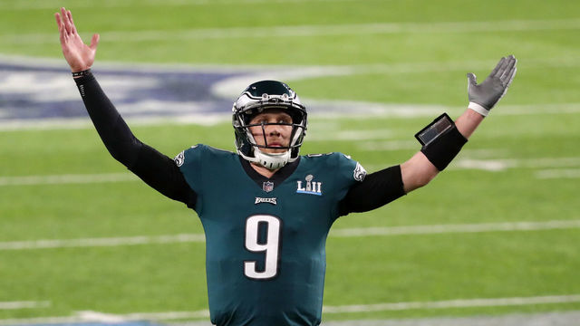 MINNEAPOLIS, MN - FEBRUARY 04: Nick Foles #9 of the Philadelphia Eagles celebrates his 11-yard touchdown pass to Zach Ertz #86 (not pictured) during the fourth quarter against the Philadelphia Eagles in Super Bowl LII at U.S. Bank Stadium on February 4, 2018 in Minneapolis, Minnesota.