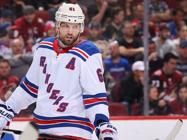GLENDALE, AZ - JANUARY 06: Rick Nash #61 of the New York Rangers during the first period of the NHL game against the Arizona Coyotes at Gila River Arena on January 6, 2018 in Glendale, Arizona.