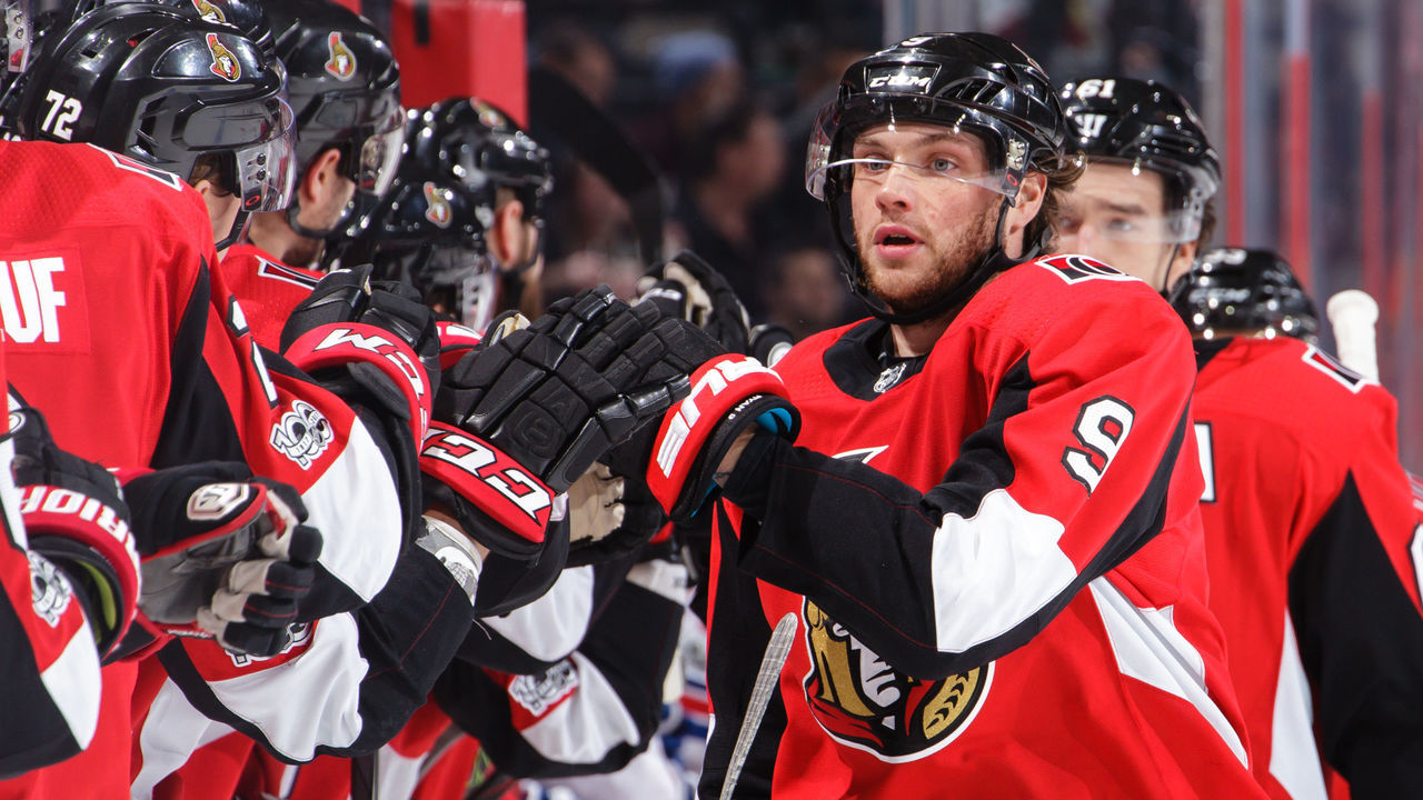 OTTAWA, ON - DECEMBER 13: Bobby Ryan #9 of the Ottawa Senators celebrates his first period goal against the New York Rangers with tea mates at the bench at Canadian Tire Centre on December 13, 2017 in Ottawa, Ontario, Canada.