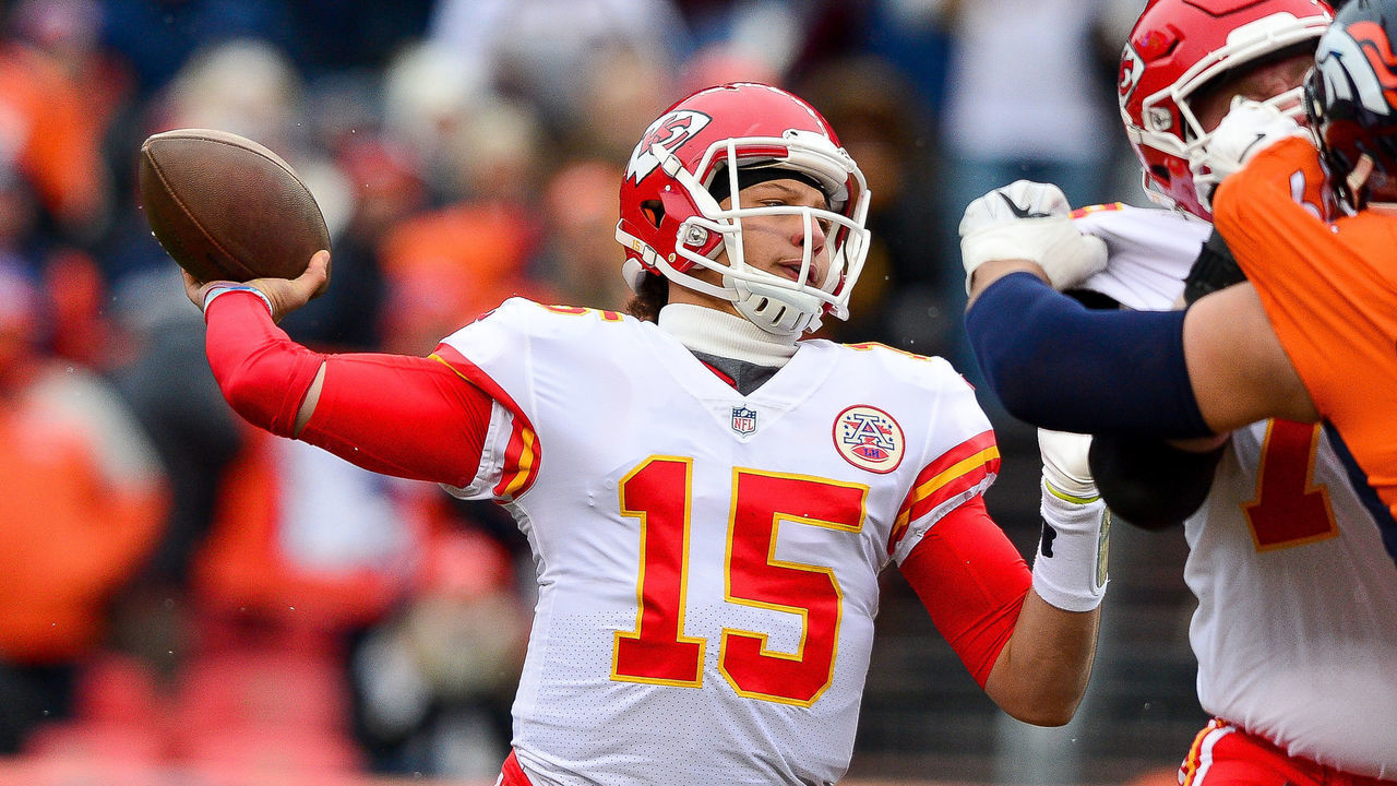 DENVER, CO - DECEMBER 31: Quarterback Patrick Mahomes #15 of the Kansas City Chiefs passes against the Denver Broncos in the first quarter of a game at Sports Authority Field at Mile High on December 31, 2017 in Denver, Colorado.