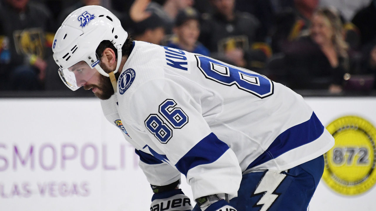 LAS VEGAS, NV - DECEMBER 19: Nikita Kucherov #86 of the Tampa Bay Lightning takes a break during a stop in play in the second period of a game against the Vegas Golden Knights at T-Mobile Arena on December 19, 2017 in Las Vegas, Nevada. The Golden Knights won 4-3.