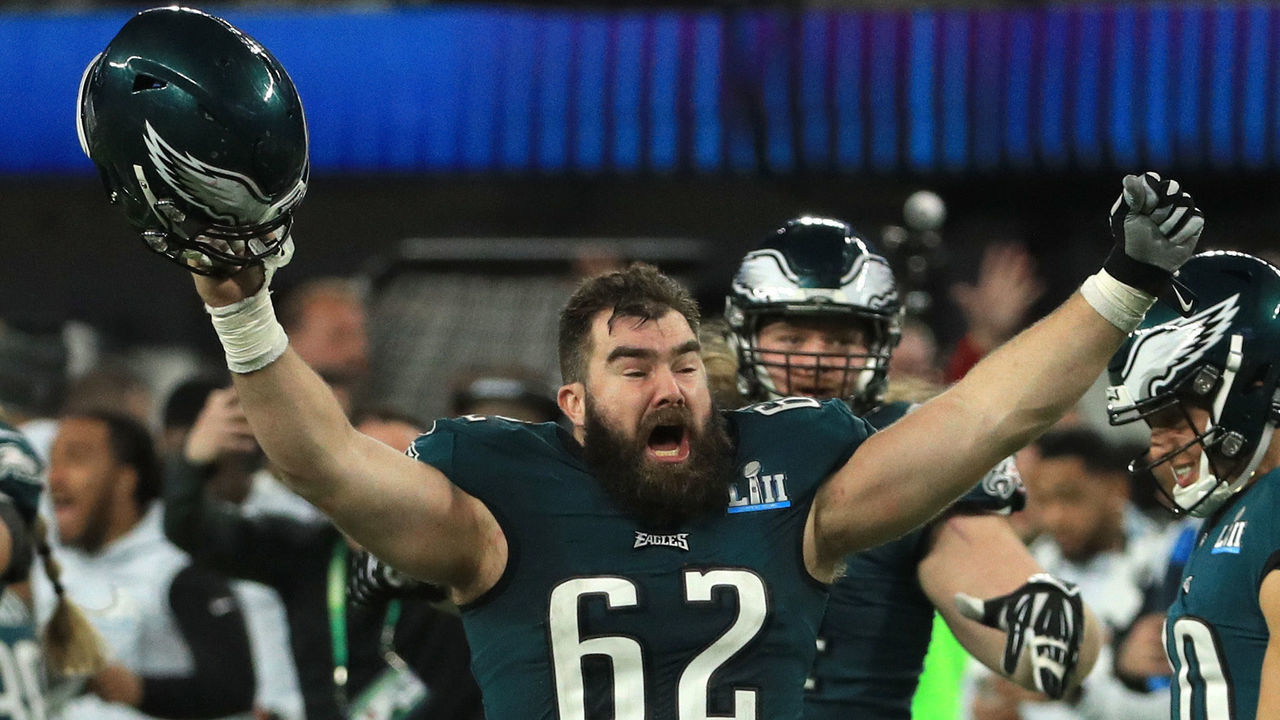 MINNEAPOLIS, MN - FEBRUARY 04: Jason Kelce #62 of the Philadelphia Eagles celebrates after defeating the New England Patriots 41-33 in Super Bowl LII at U.S. Bank Stadium on February 4, 2018 in Minneapolis, Minnesota.