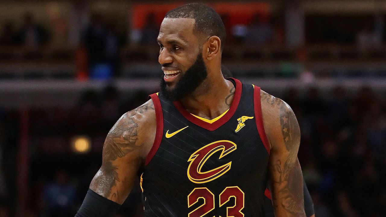 CHICAGO, IL - DECEMBER 04: LeBron James #23 of the Cleveland Cavaliers smiles at the bench against the Chicago Bulls at the United Center on December 4, 2017 in Chicago, Illinois. The Cavaliers defeated the Bulls 113-91.