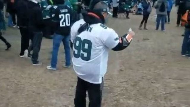 Eagles fans brought loved ones' ashes to scatter at parade