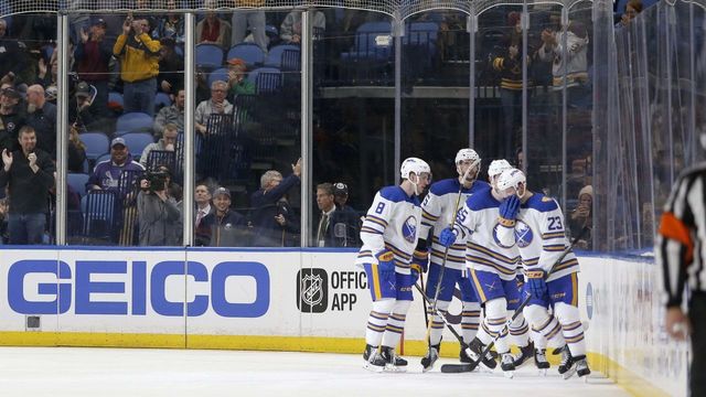 Eichel doesn't blame Sabres fans for dwindling attendance