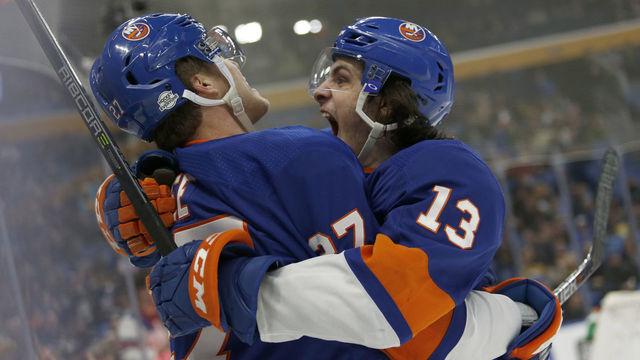 Historic night for Barzal creates big gap in rookie scoring race