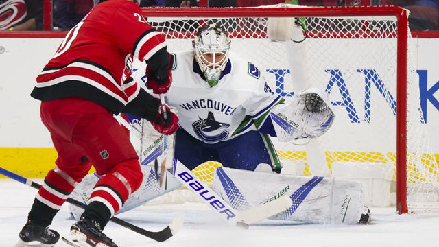 Markstrom: A lot of Canucks aren't good enough to be in NHL