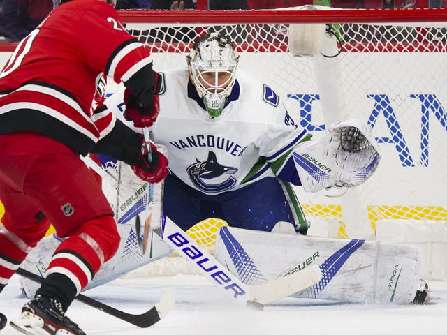 Markstrom: A lot of Canucks aren't good enough to be in NHL