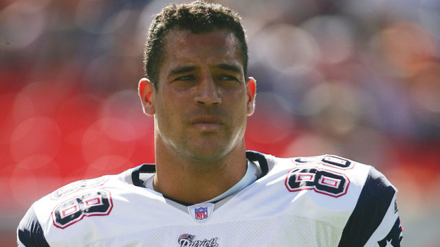 DENVER - OCTOBER 16: Tight end Christian Fauria #88 of the New England Patriots looks on during warmups against the Denver Broncos at INVESCO Field at Mile High on October 16, 2005 in Denver, Colorado. The Broncos defeated the Pats 28-20.