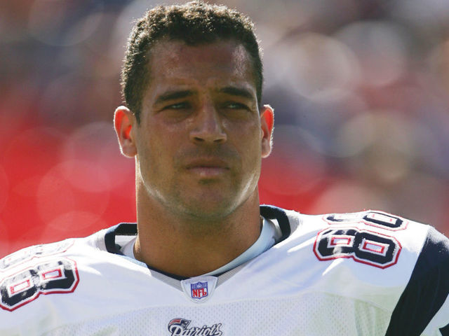 DENVER - OCTOBER 16: Tight end Christian Fauria #88 of the New England Patriots looks on during warmups against the Denver Broncos at INVESCO Field at Mile High on October 16, 2005 in Denver, Colorado. The Broncos defeated the Pats 28-20.