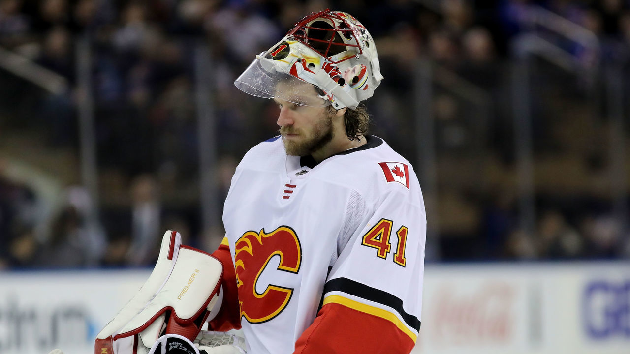 NEW YORK, NY - FEBRUARY 09: Mike Smith #41 of the Calgary Flames reacts in the second period against the New York Rangers during their game at Madison Square Garden on February 9, 2018 in New York City.